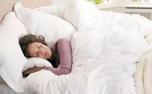 睡眠不足引发的各种问题，你知道多少？